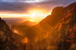 Photo Image: Thermos, Nature Nouns: Thermos, Environment